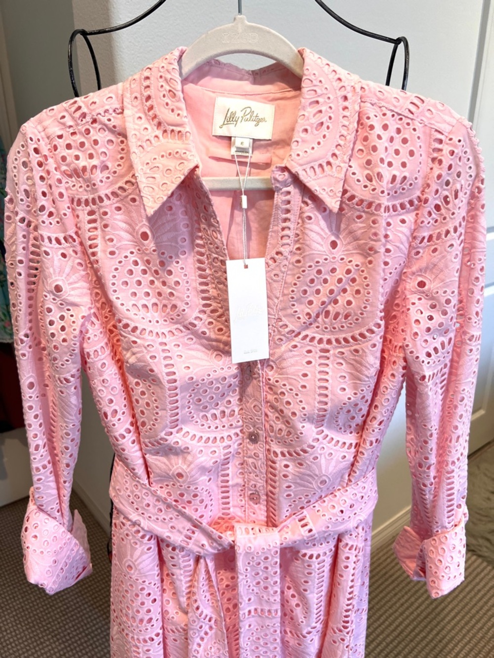 NWT Lilly Pulitzer Pink Eira Eyelet Belted Shirtdress size 8 - Picture 4 of 4